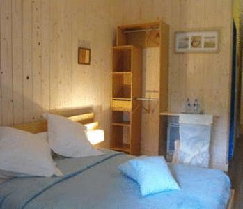 Chateau De Crecy Bed and Breakfast Romagne  Eksteriør billede